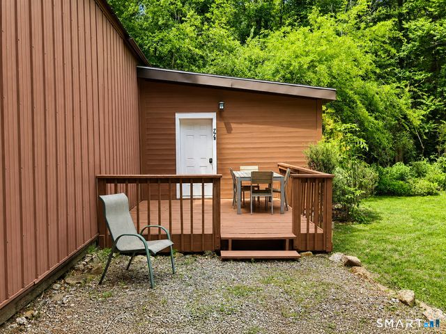 77 North High Street, Clinton, CT 06413