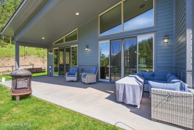 416 Miner DR, Blanchard, ID 83804