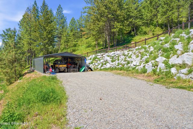 416 Miner DR, Blanchard, ID 83804