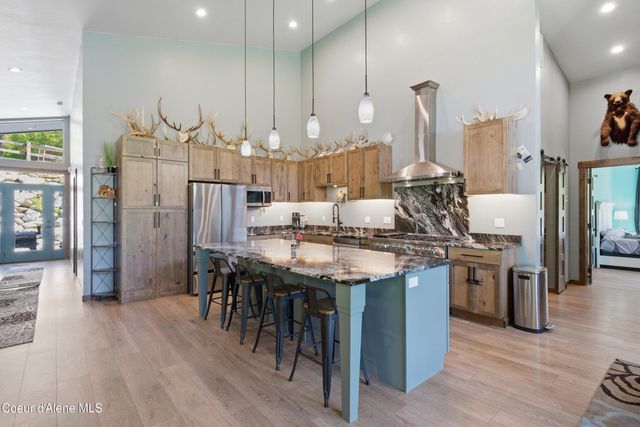 416 Miner DR, Blanchard, ID 83804