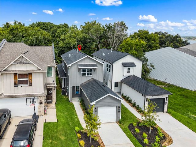 113 Capetown, Montgomery, TX 77356