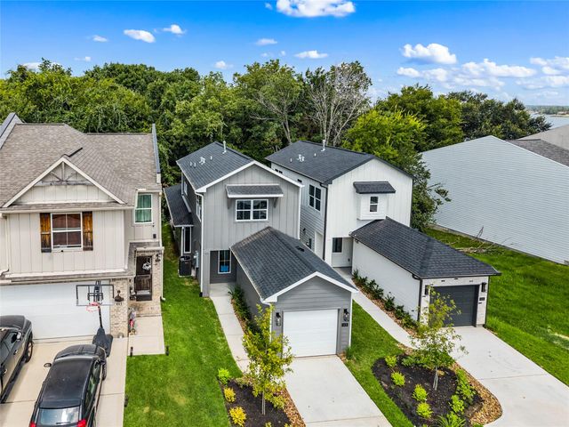 113 Capetown, Montgomery, TX 77356