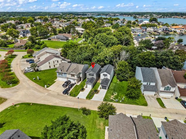 113 Capetown, Montgomery, TX 77356
