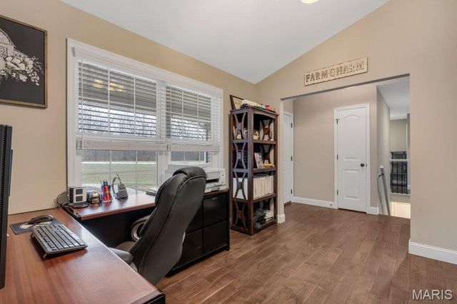 178 Gladshire Lane, Warrenton, MO 63383