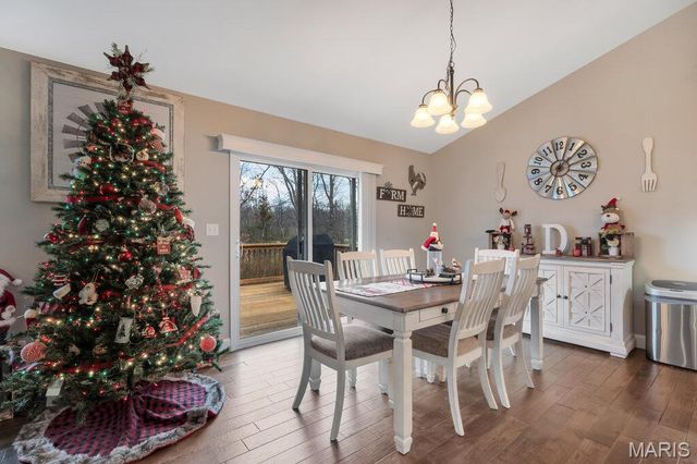 178 Gladshire Lane, Warrenton, MO 63383