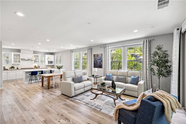 59 Ocaso Street, Rancho Mission Viejo, CA 92694