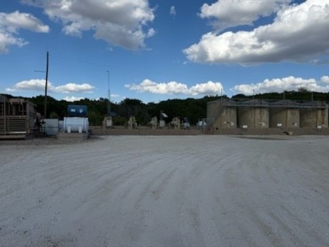 8740 Parkview Court, Cleburne, TX 76033