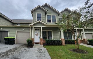 200 Seasons Cir Unit 703, Suffolk, VA 23434