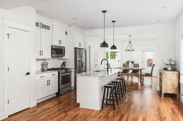 906A Lischey Ave, Nashville, TN 37207