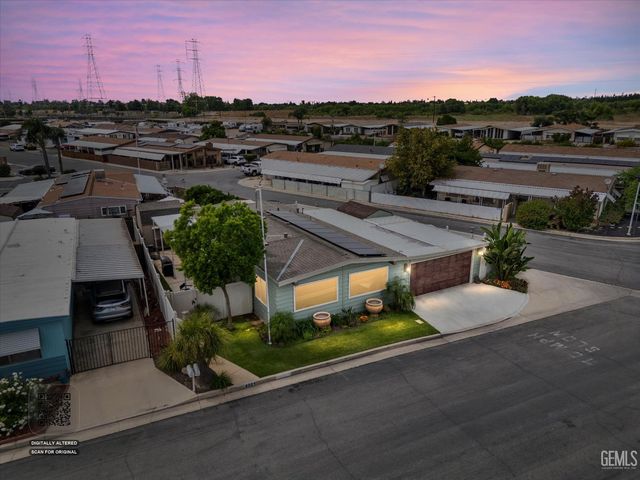 4321 Sabal Court, Bakersfield, CA 93301