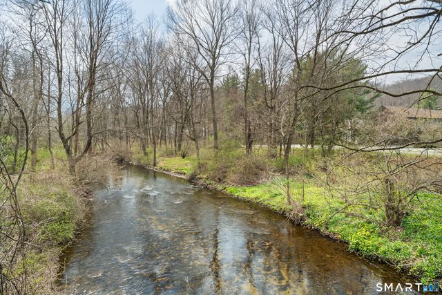 43 Village Walk 43, Wilton, CT 06897