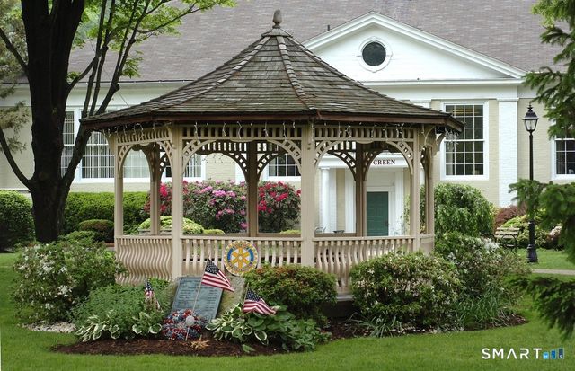 43 Village Walk 43, Wilton, CT 06897