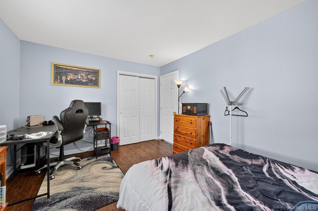 1 Lake Ridge Drive, Middletown, NY 10940