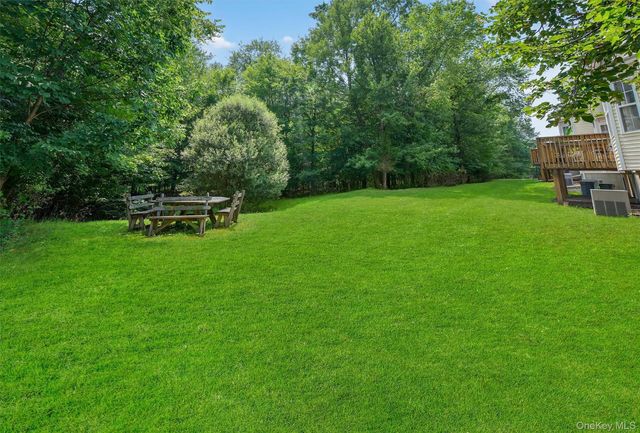 1 Lake Ridge Drive, Middletown, NY 10940