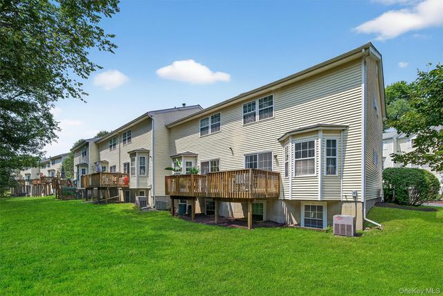 1 Lake Ridge Drive, Middletown, NY 10940
