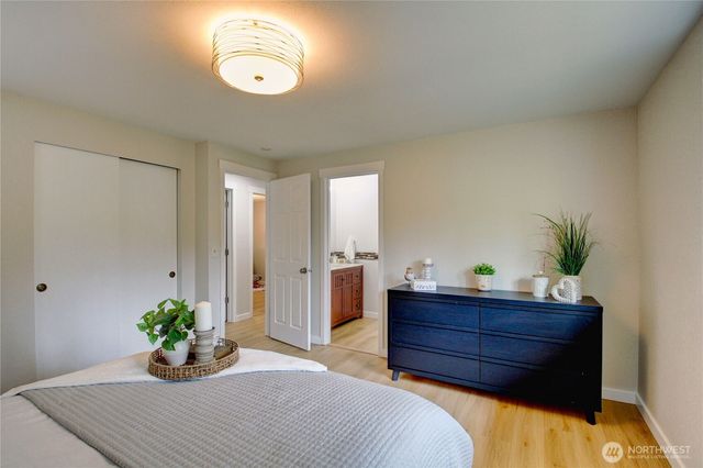 14129 60th Avenue W, Edmonds, WA 98026