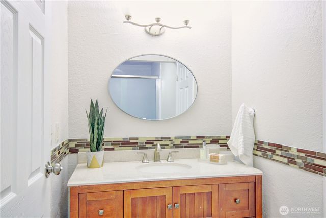 14129 60th Avenue W, Edmonds, WA 98026