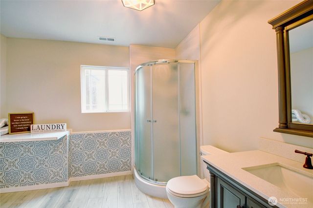 14129 60th Avenue W, Edmonds, WA 98026