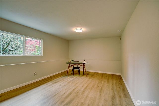 14129 60th Avenue W, Edmonds, WA 98026