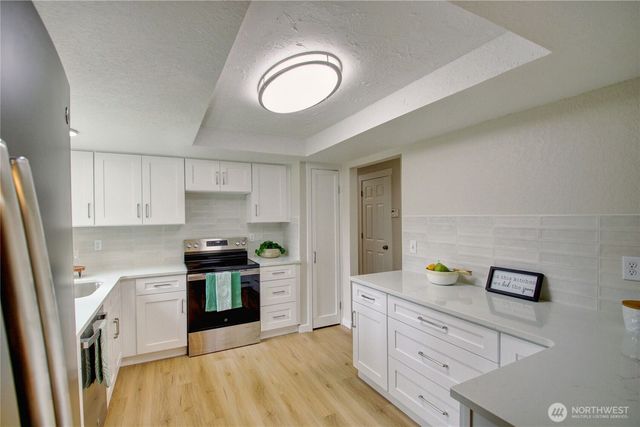 14129 60th Avenue W, Edmonds, WA 98026