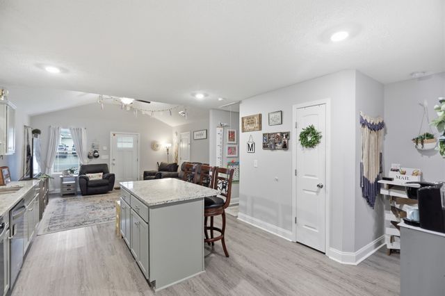 458 Laramie Dr, Springfield, TN 37172