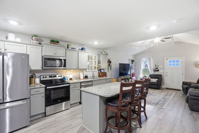 458 Laramie Dr, Springfield, TN 37172