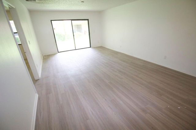 3849 Harwood Street, West Palm Beach, FL 33403