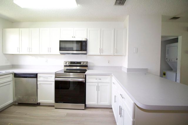 3849 Harwood Street, West Palm Beach, FL 33403