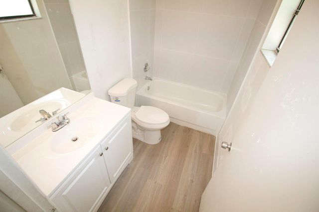 3849 Harwood Street, West Palm Beach, FL 33403