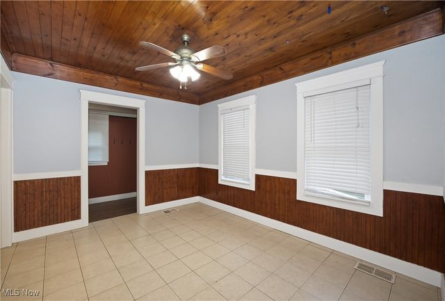 3227 Trowbridge Avenue, Cleveland, OH 44109