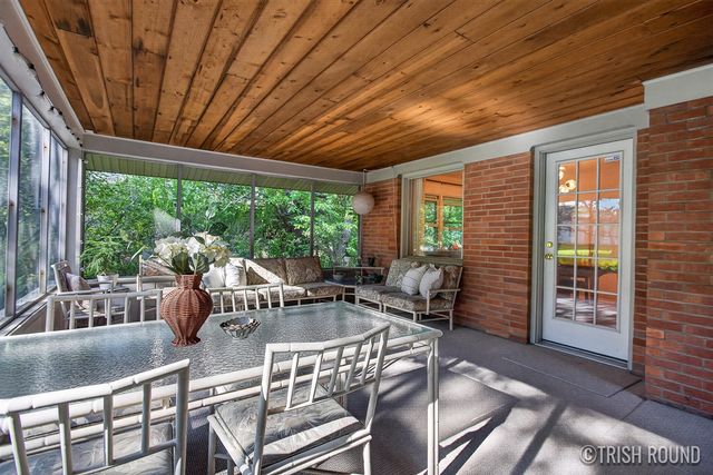 518 Russwood Street, Grand Rapids, MI 49505
