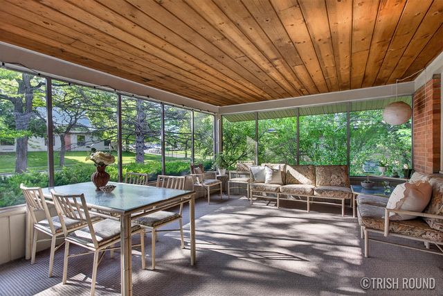 518 Russwood Street, Grand Rapids, MI 49505