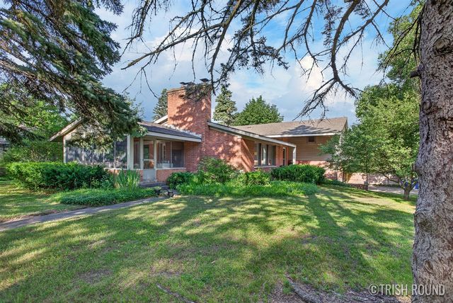 518 Russwood Street, Grand Rapids, MI 49505