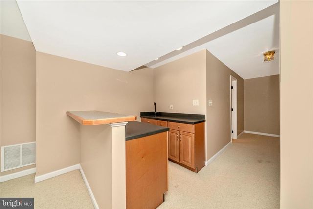 601 HUNTOVER LN, Frederick, MD 21703