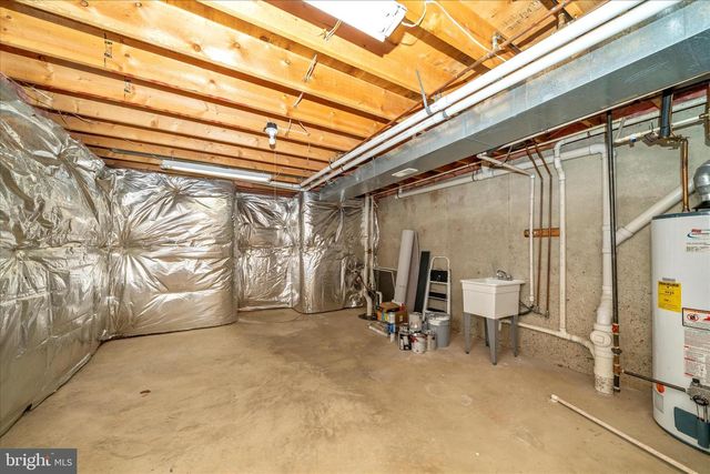 601 HUNTOVER LN, Frederick, MD 21703