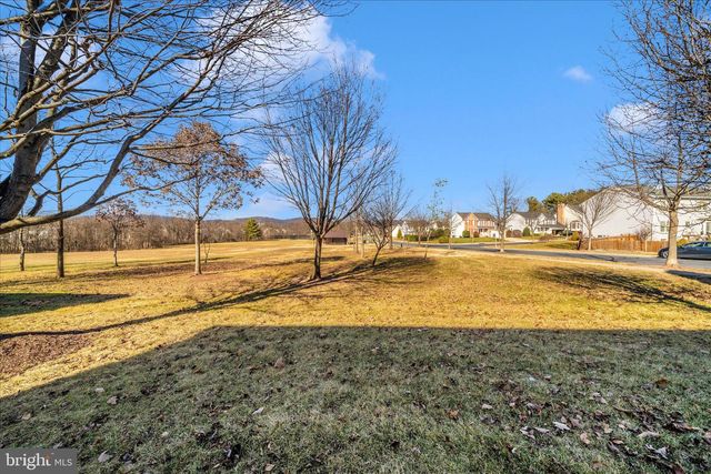 601 HUNTOVER LN, Frederick, MD 21703