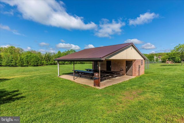 601 HUNTOVER LN, Frederick, MD 21703