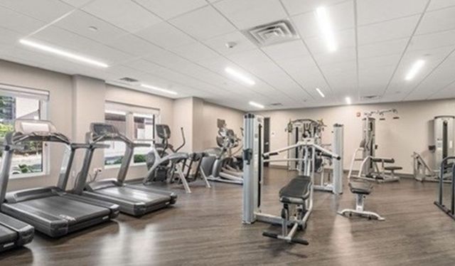999 Hancock St 508, Quincy, MA 02169