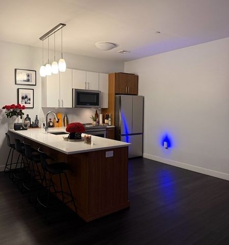 999 Hancock St 508, Quincy, MA 02169