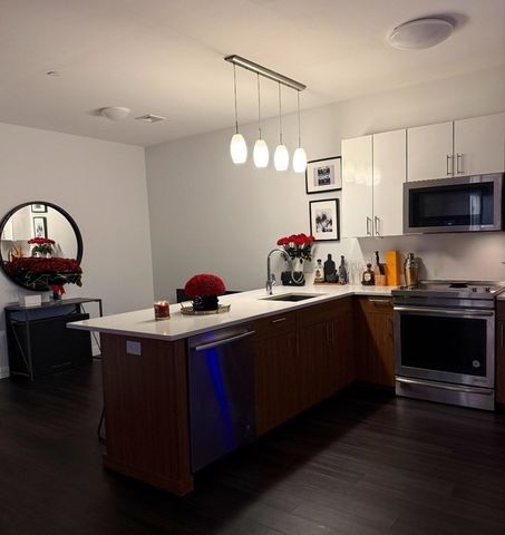 999 Hancock St 508, Quincy, MA 02169