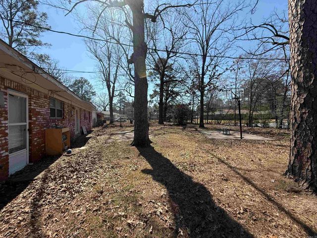 3706 Fair Oaks Drive, Pine Bluff, AR 71603