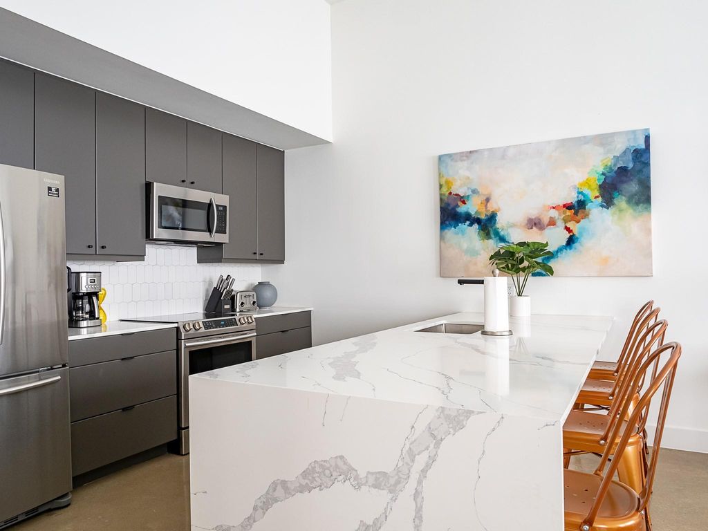 2709 E 5th ST 2104, Austin, TX 78702