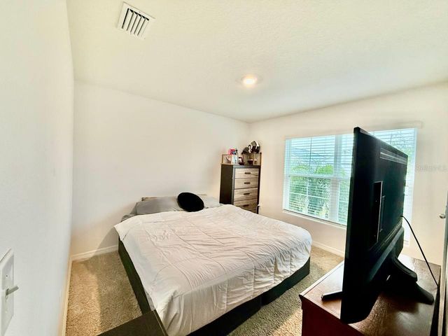 1026 GOLDEN SHINER AVENUE, Ruskin, FL 33570