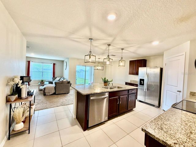 1026 GOLDEN SHINER AVENUE, Ruskin, FL 33570