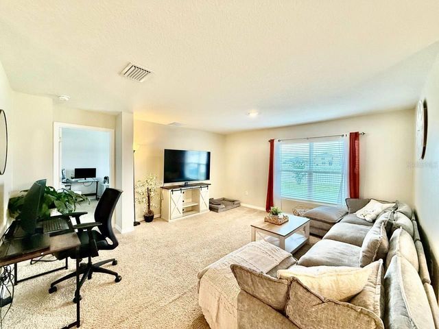 1026 GOLDEN SHINER AVENUE, Ruskin, FL 33570