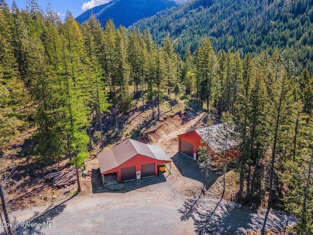 202 TRESTLE CREEK LN, Hope, ID 83836