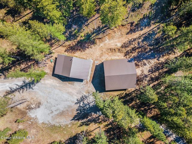 202 TRESTLE CREEK LN, Hope, ID 83836