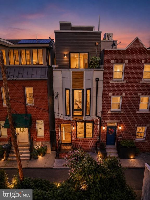 1031 S FAIRHILL ST, Philadelphia, PA 19147