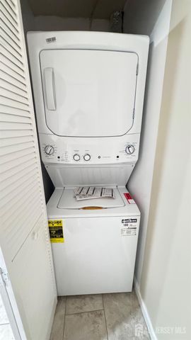 12 W Iselin Parkway, Iselin, NJ 08830