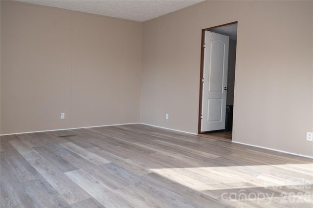620-1 Marys Grove Road, Cherryville, NC 28021
